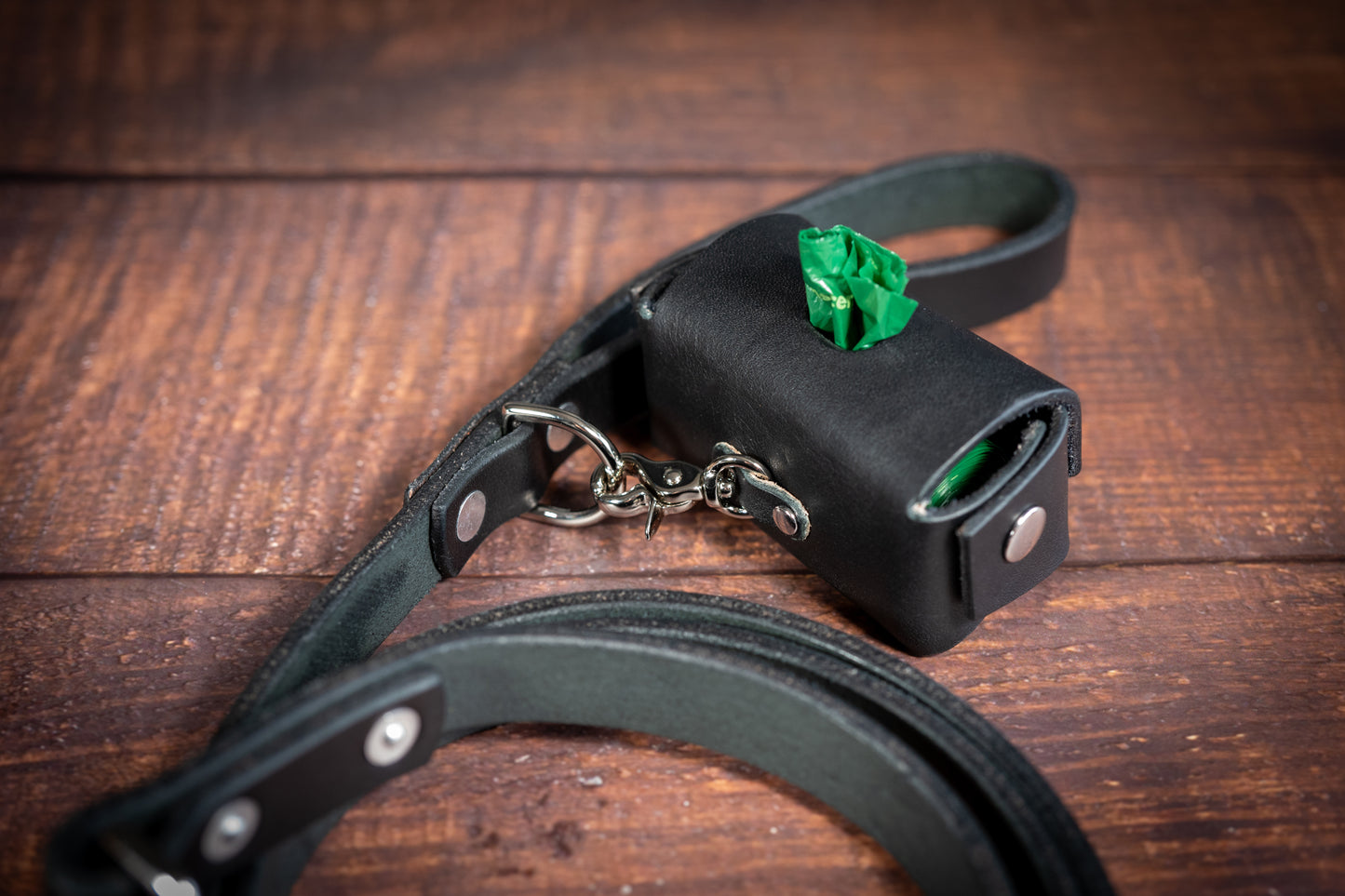 Practical and Stylish Dog Poop Bag Holder Attachable to Leashes