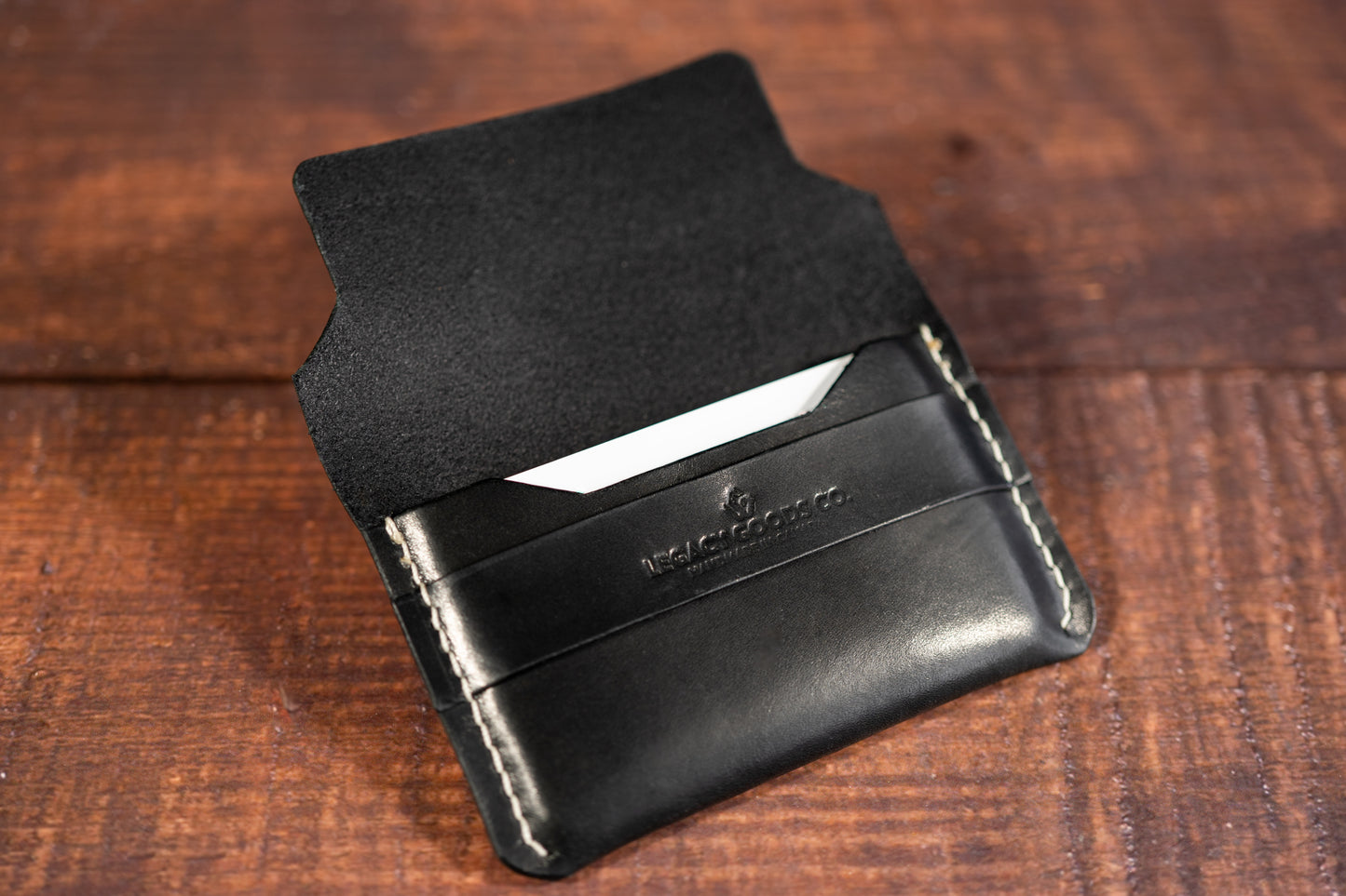 Legacy Goods' eco-friendly C2 Wallet | Portefeuille C2 écologique de Legacy Goods