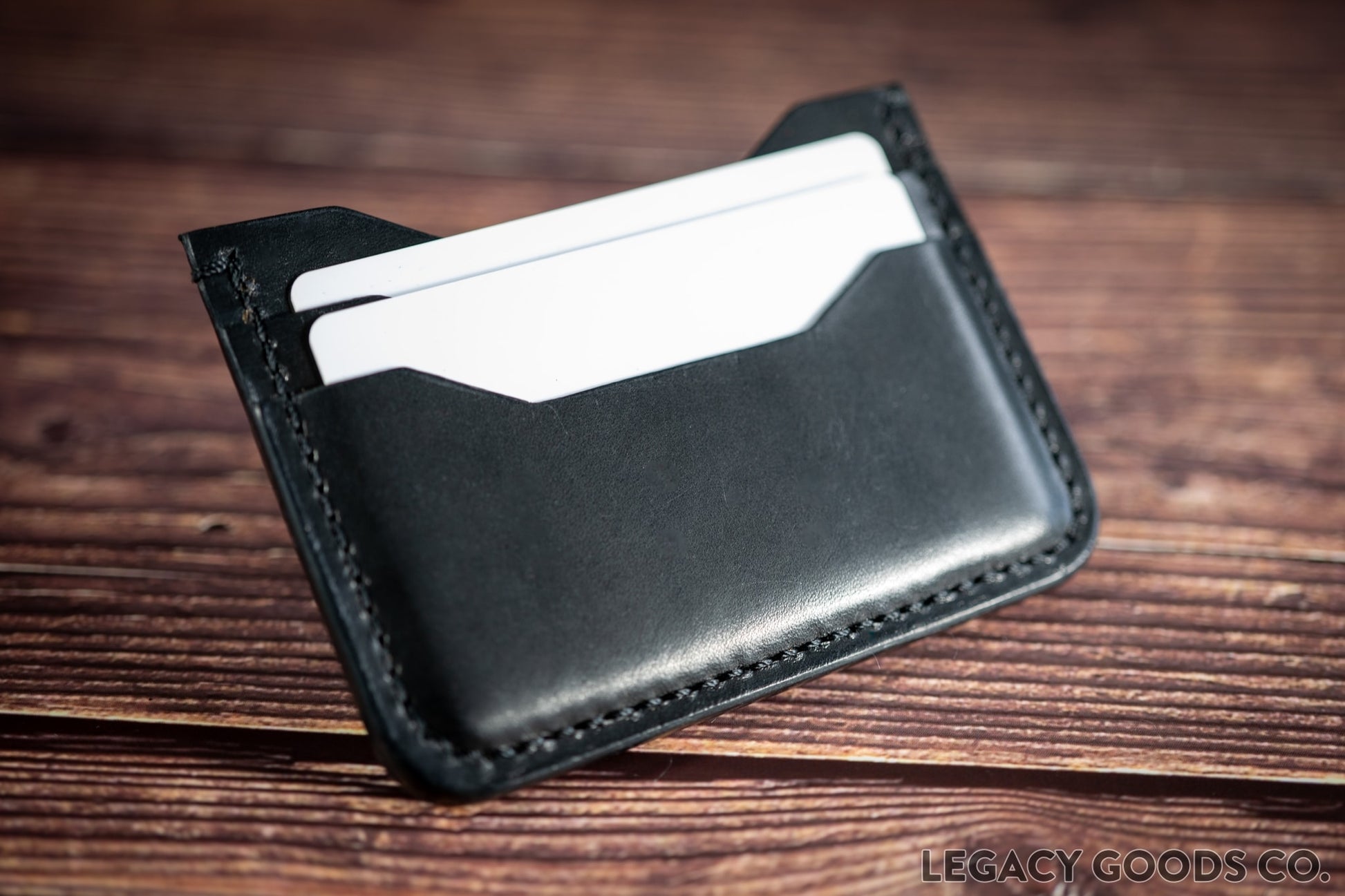 H1 Wallet handcrafted leather good in black | Portefeuille H1 en cuir fait à la main en noir