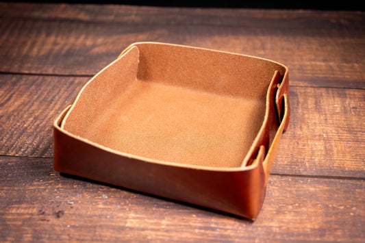 Eco-Friendly Vegetable-Tanned Leather Tray - Durable and Stylish Storage Solution for Home or Office