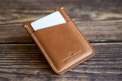 Subtly sized M1 wallet designed for unnoticeable carry with AirTag slot